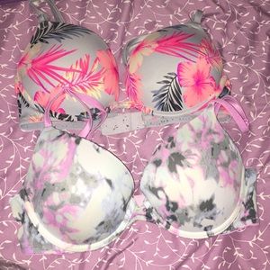 Pink Victoria secret push-up bras